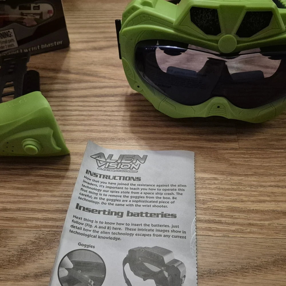 Alien Vision Blaster Challenge - Green Ages 5÷ W/Batteries